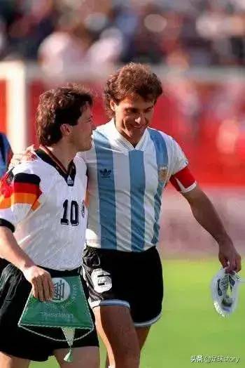 走近阿根廷足球，了解它的历史，认识它的历史最佳阵容