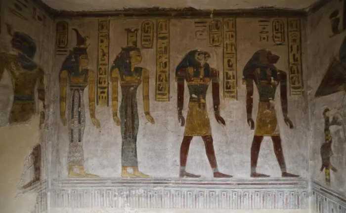 古代埃及法老陵墓：建筑、艺术